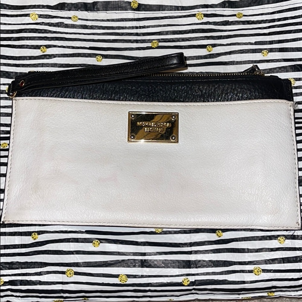 Black and white MK wristlet